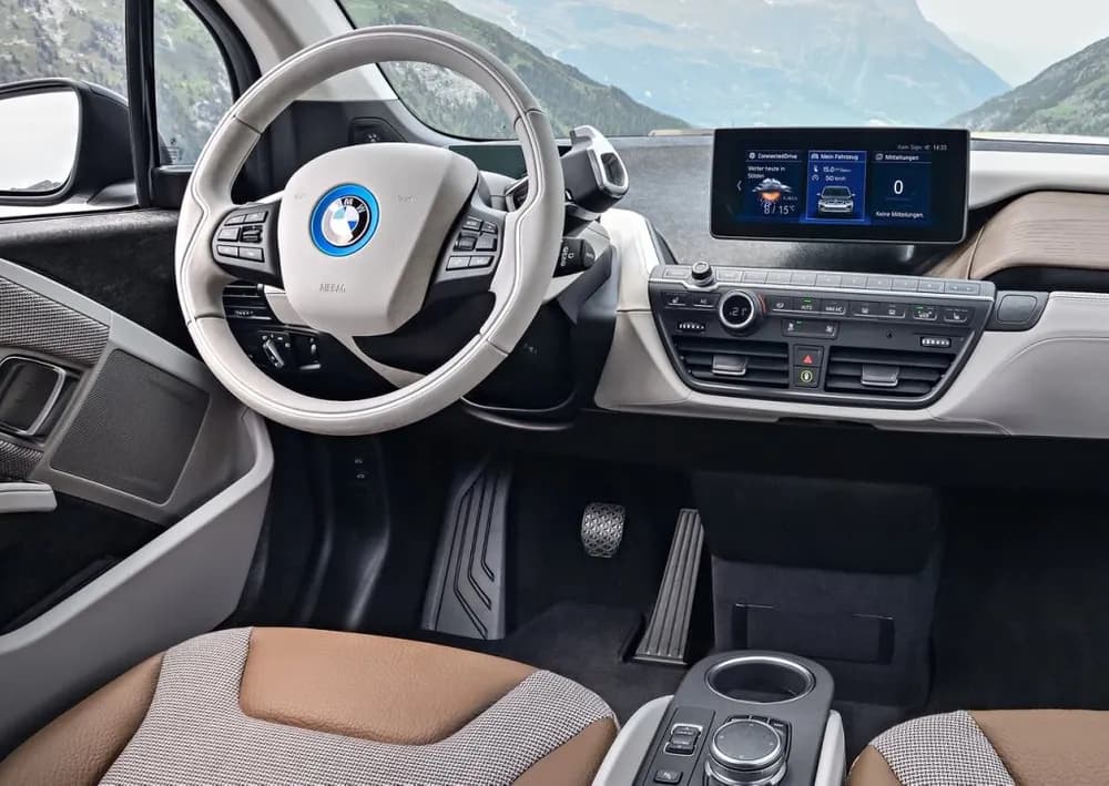 i3