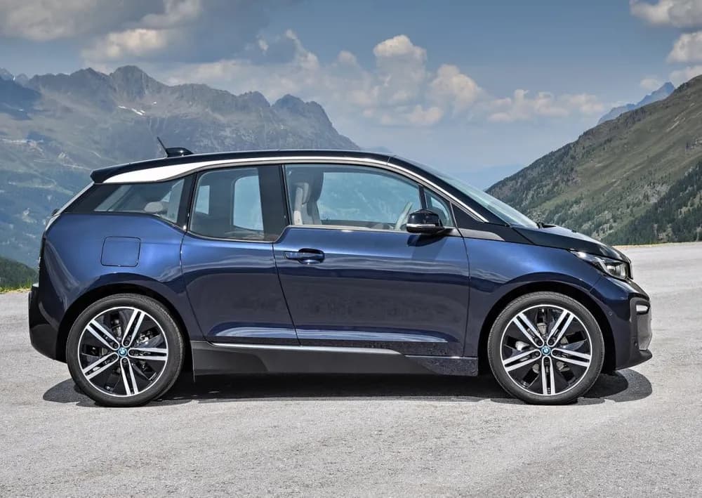 i3