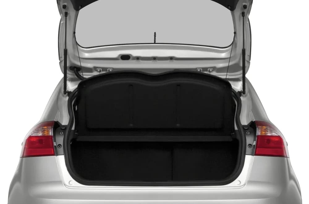 Rio Hatchback