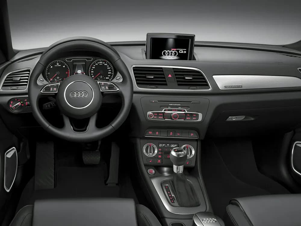 Q3