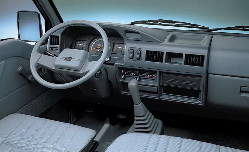 L300
