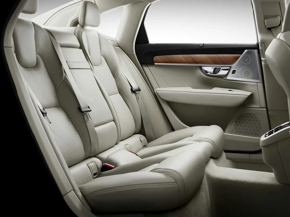 S90
