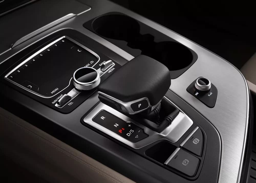 Q7
