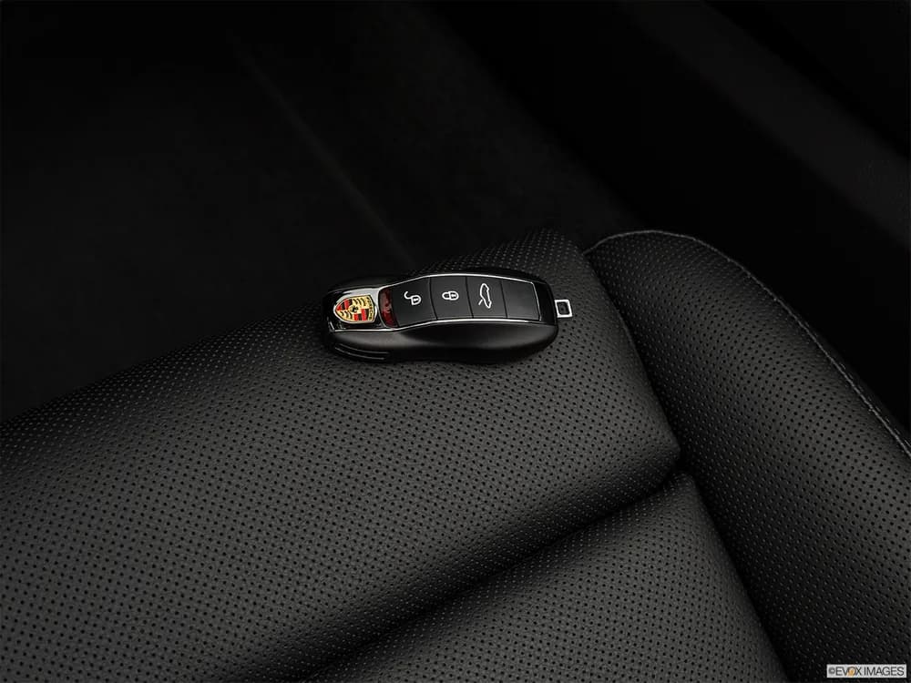 Porsche 911 2018 Carrera Cabriolet