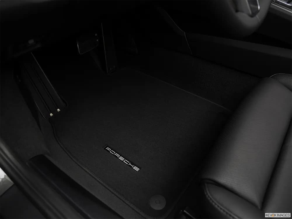 Porsche 911 2018 Carrera Cabriolet