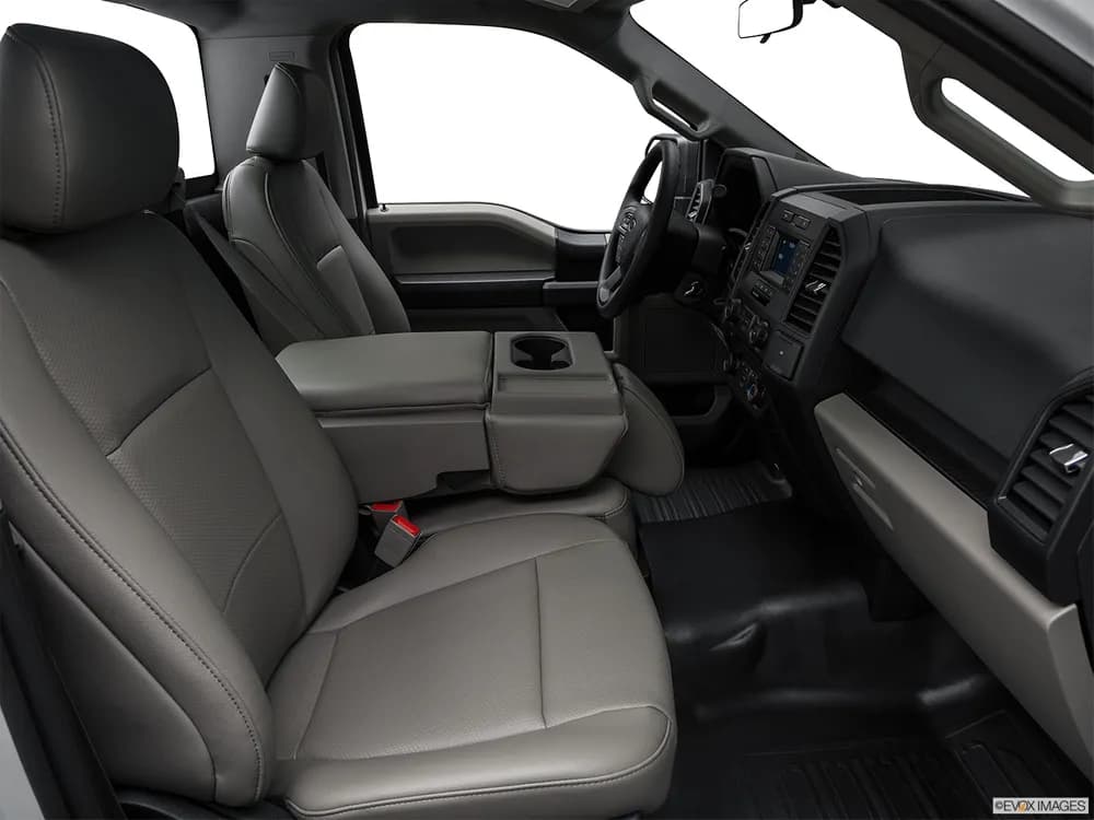 Ford F-150 2019 5.0L Regular Cab XLT (Chrome Pack)
