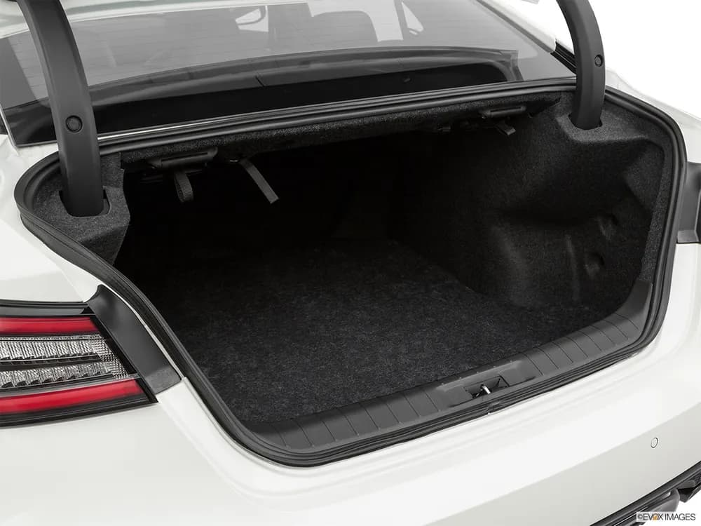 Nissan Maxima 2019 3.5L SR1