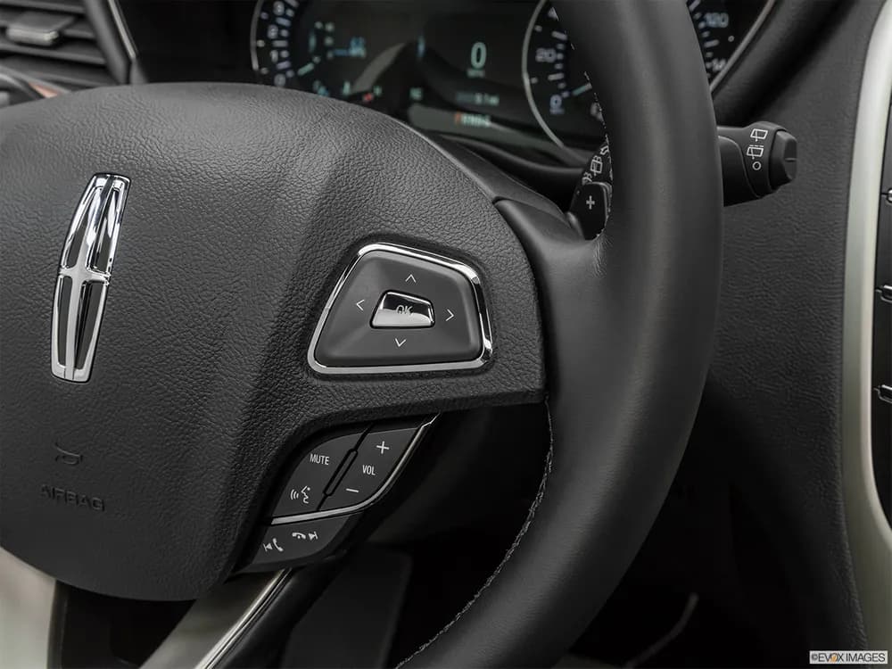 Lincoln MKC 2019 2.3L Reserve (Tech Pack) Mid Option