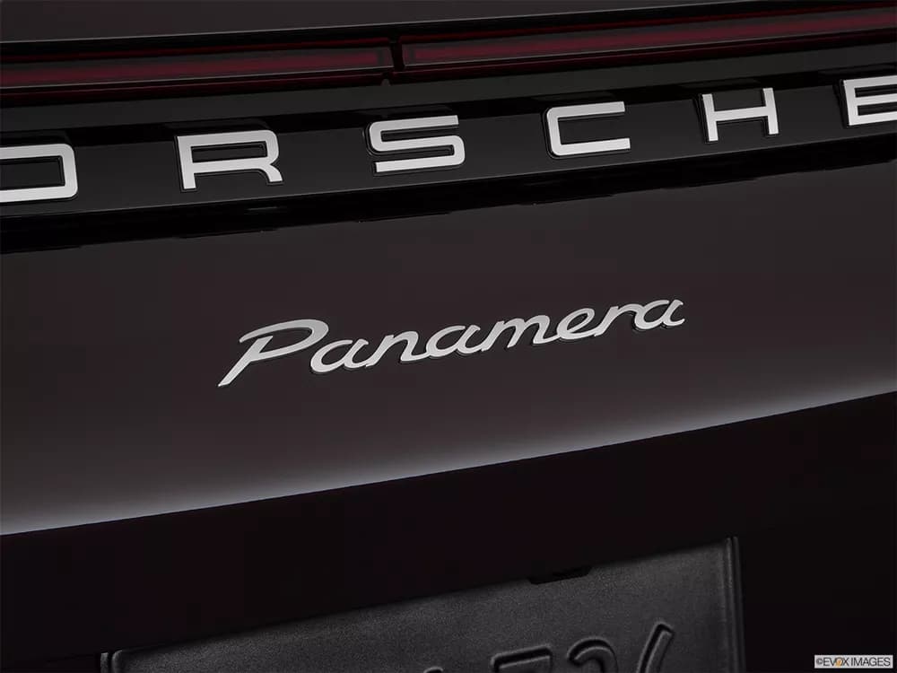 Porsche Panamera 2020 Turbo