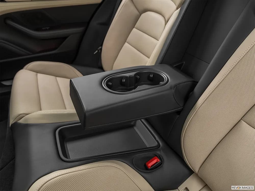 Porsche Taycan 2021 Turbo