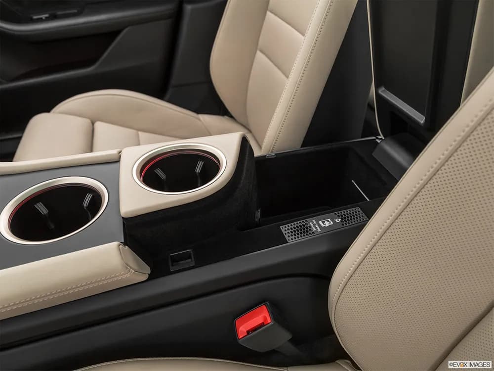 Porsche Taycan 2021 Turbo