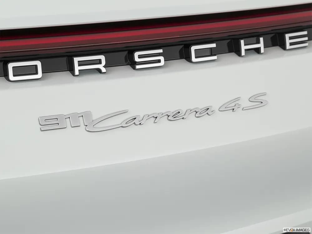 Porsche 911 2021 Carrera 4S Cabriolet