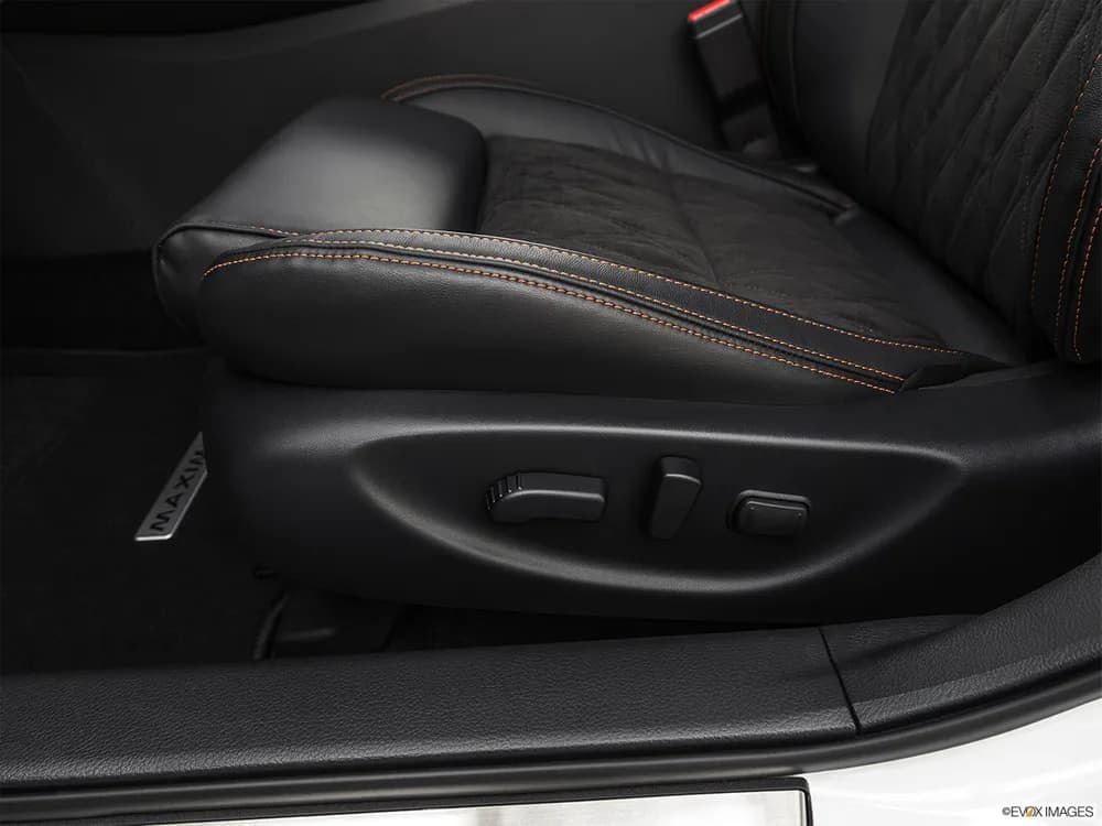 Nissan Maxima 2021 3.5L SR1