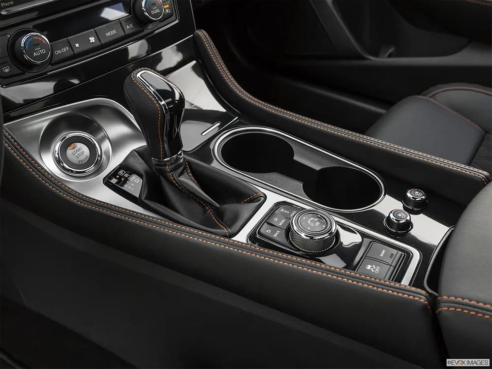Nissan Maxima 2021 3.5L SR1