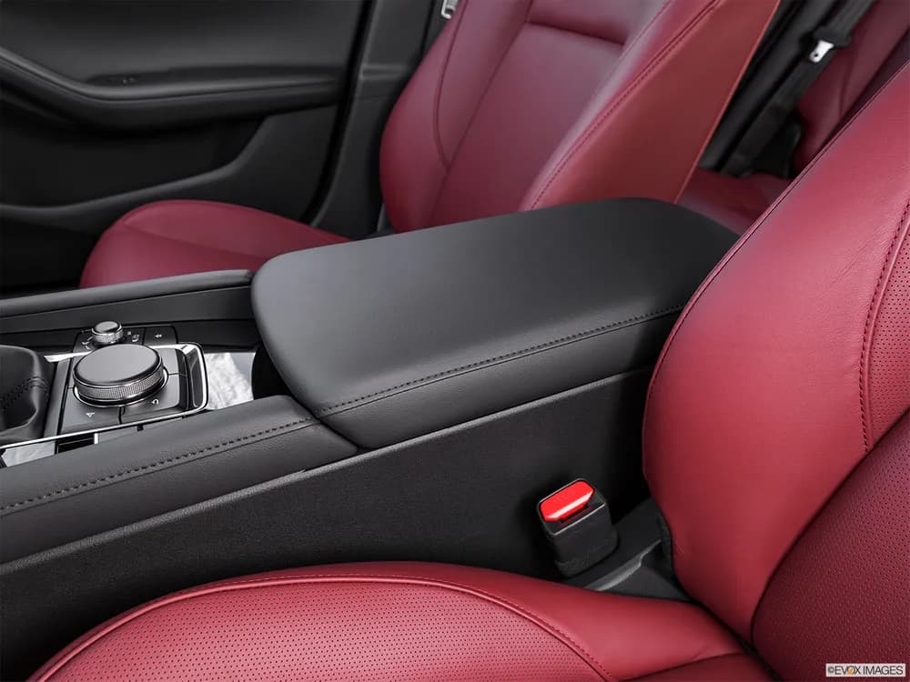 Mazda 3 Hatchback 2022 1.5L Classic
