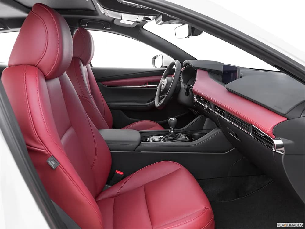 Mazda 3 Hatchback 2022 1.5L Classic