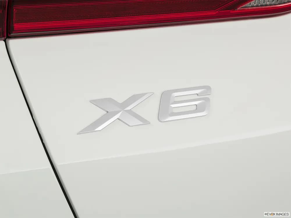 BMW X6 2022 xDrive40i