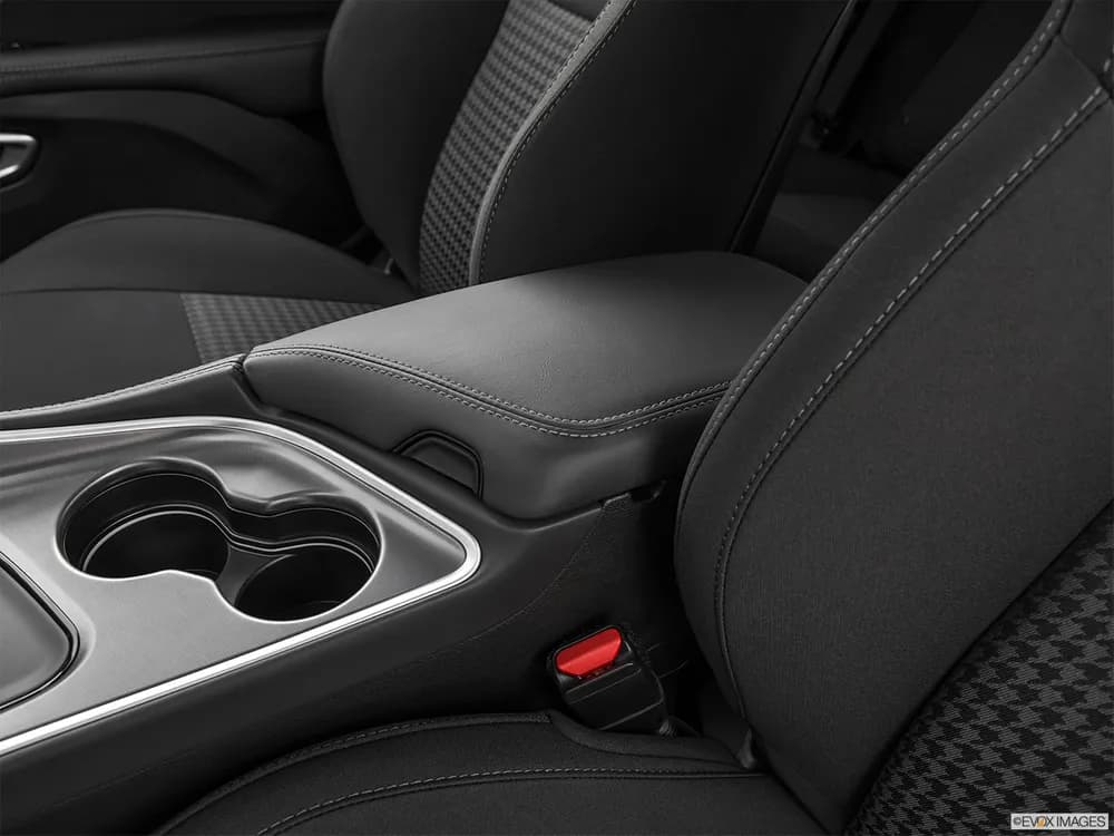 Dodge Challenger 2022 5.7L R/T Plus