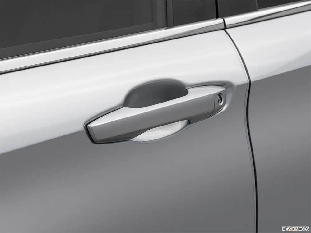 ميتسوبيشي أوتلاندر 2022 2.4L PHEV S-AWD Baseline
