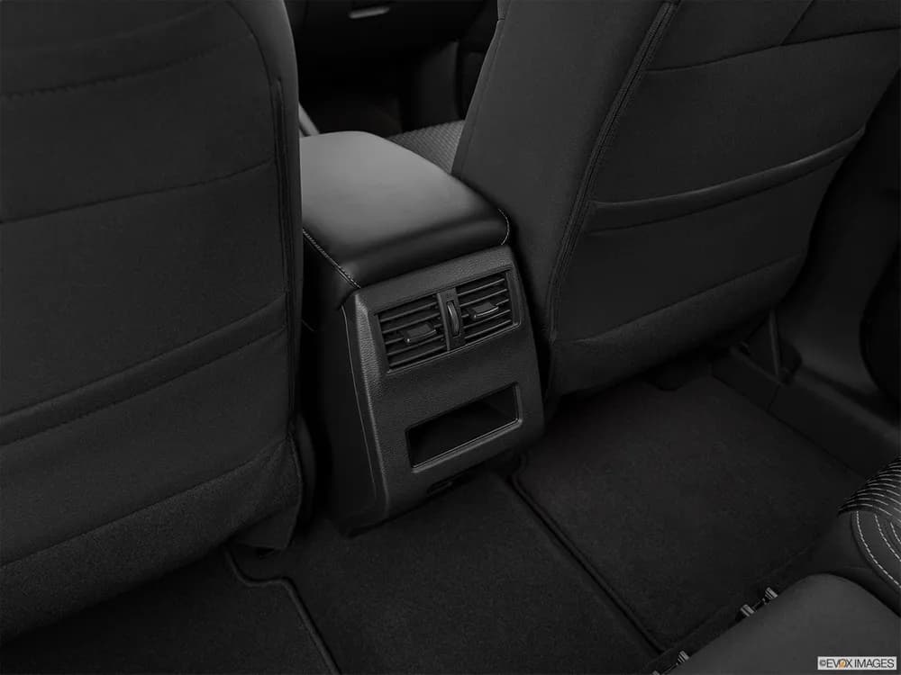 ميتسوبيشي أوتلاندر 2022 2.4L PHEV S-AWD Baseline