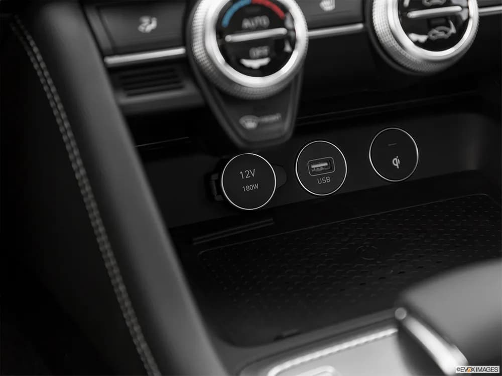 Genesis G70 2022 2.0T Prestige