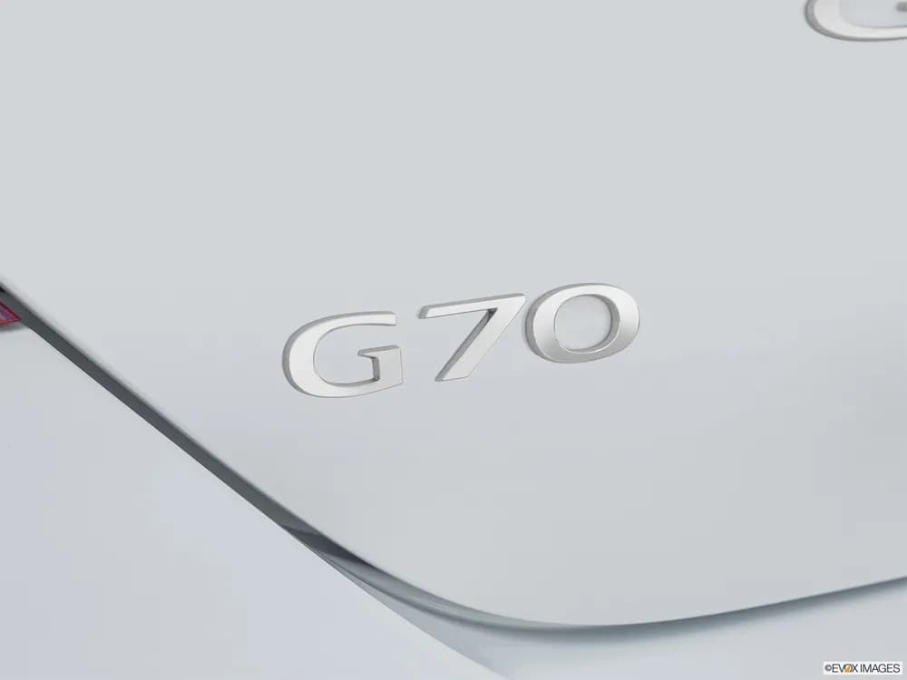 Genesis G70 2022 2.0T Prestige