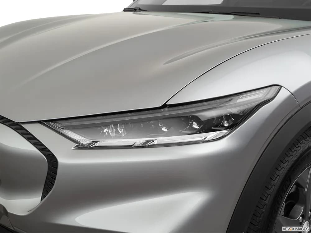 فورد Mustang Mach-E 2022 75.7 kWh 258 hp Select