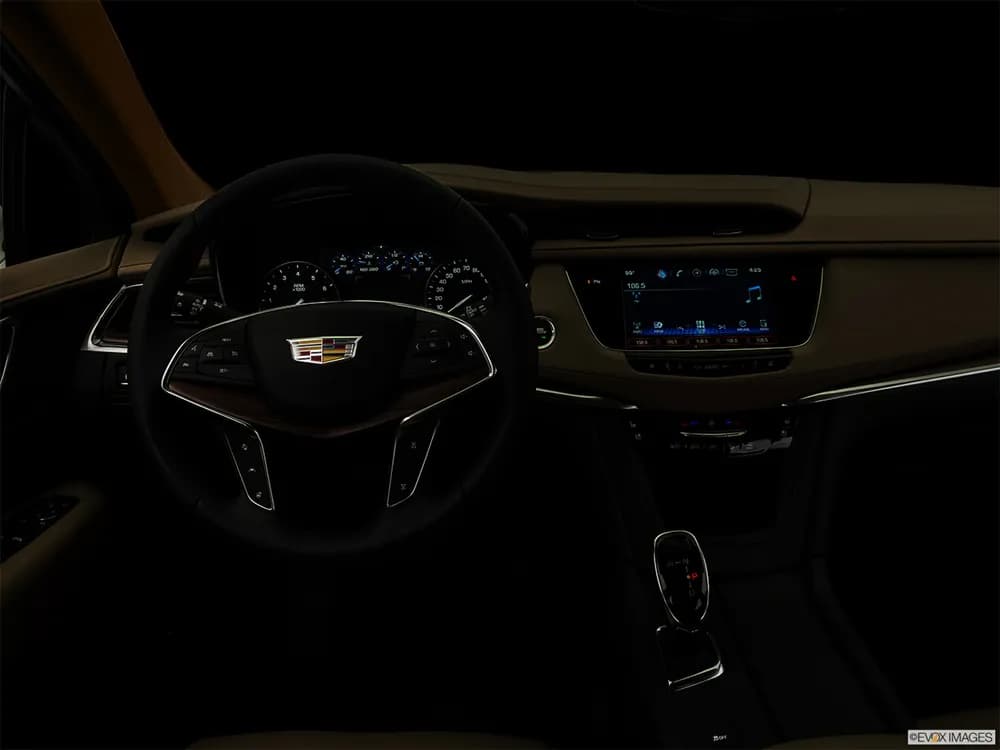 Cadillac XT5 Crossover 2018 3.6L AWD Platinum