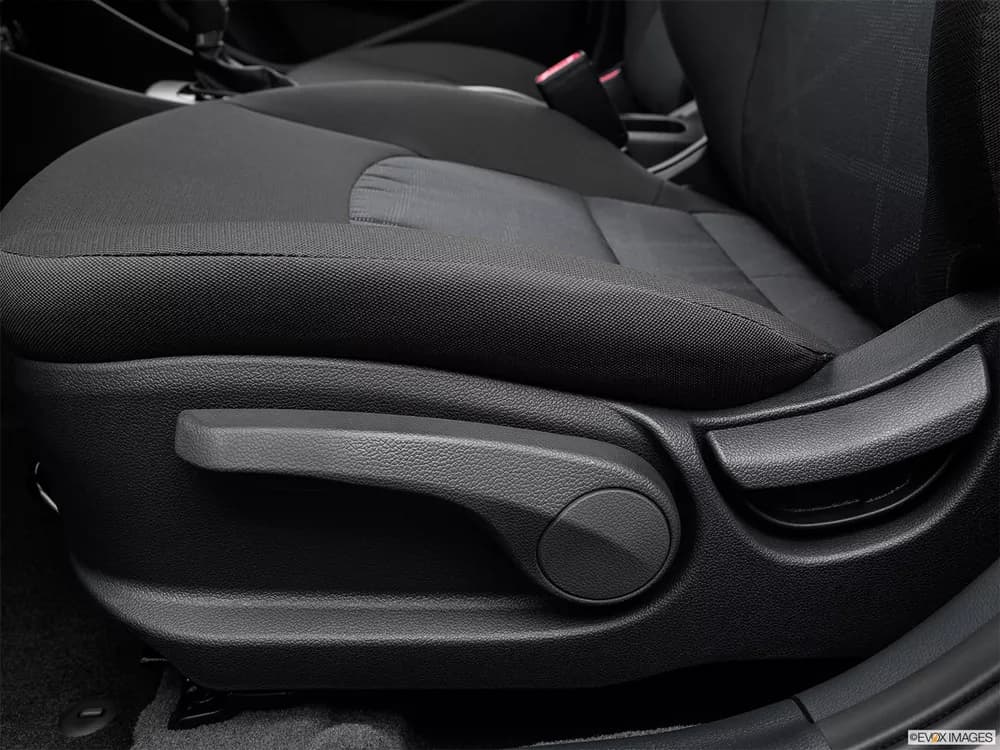 Kia Rio Sedan 2018 1.4 Base