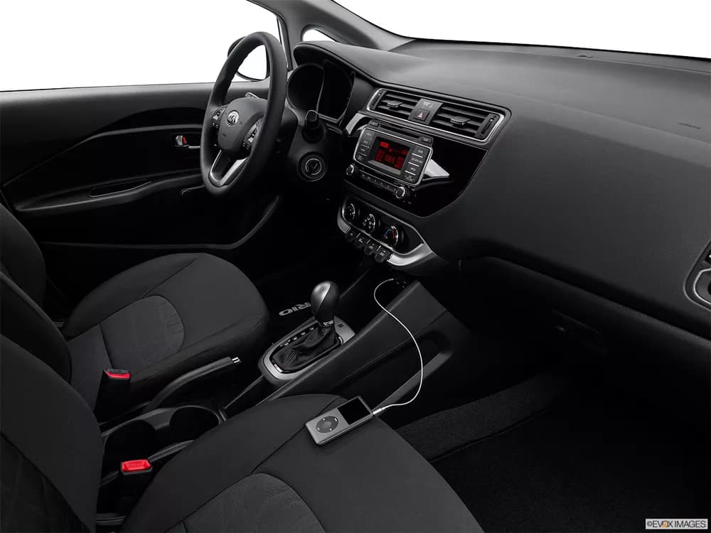Kia Rio Sedan 2018 1.4 Base