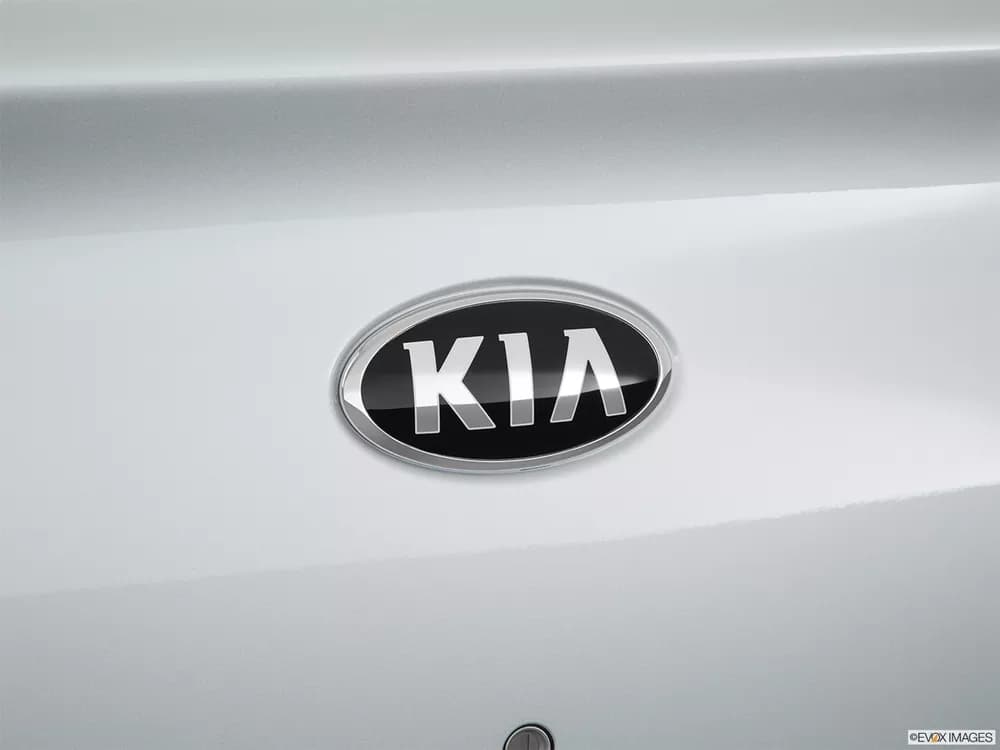 Kia Rio Sedan 2018 1.4 Base