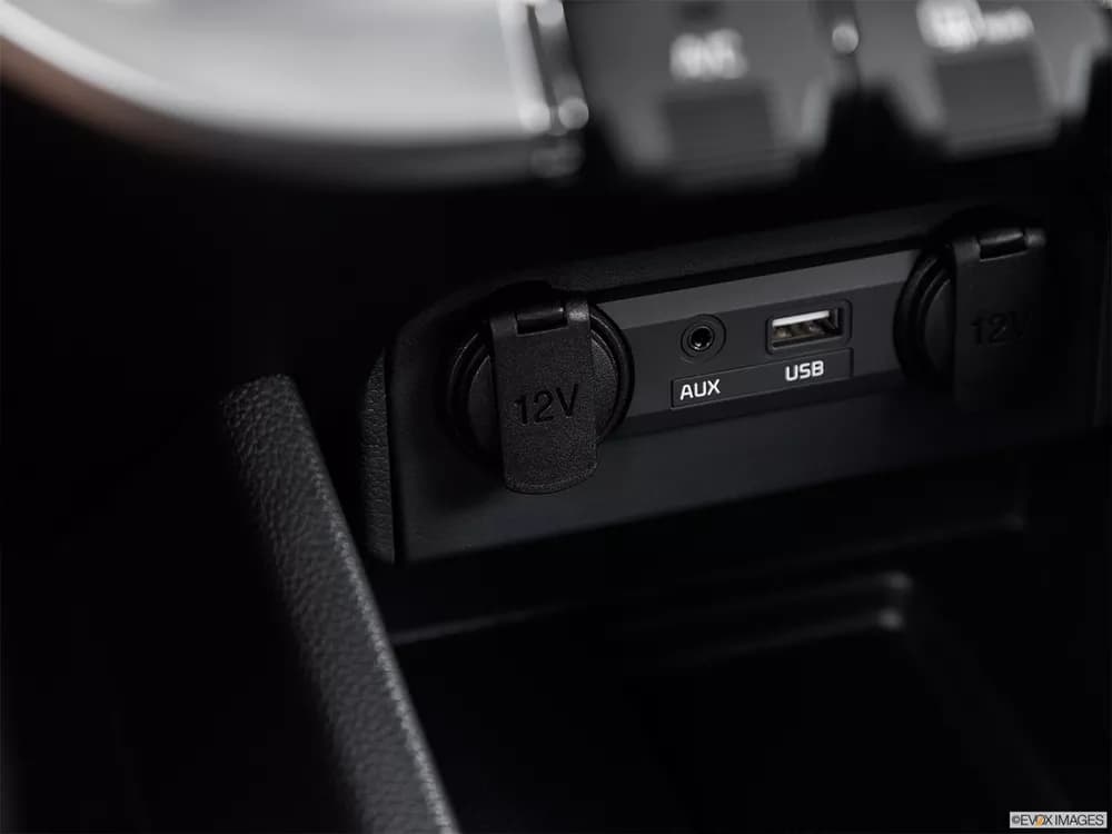 Kia Rio Sedan 2018 1.4 Base