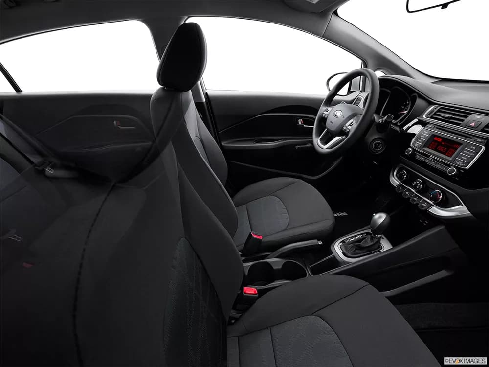 Kia Rio Sedan 2018 1.4 Base