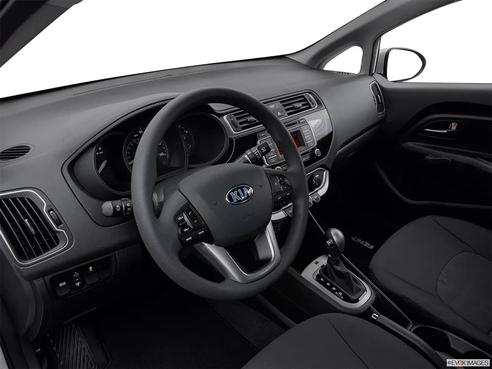 Kia Rio Sedan 2018 1.4 Base