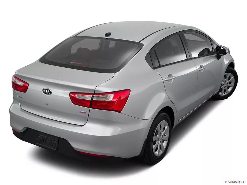 Kia Rio Sedan 2018 1.4 Base