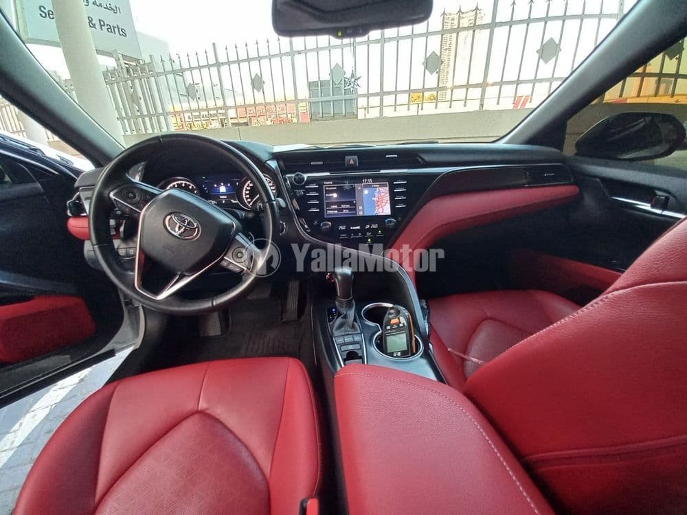 Used Toyota Camry 2019