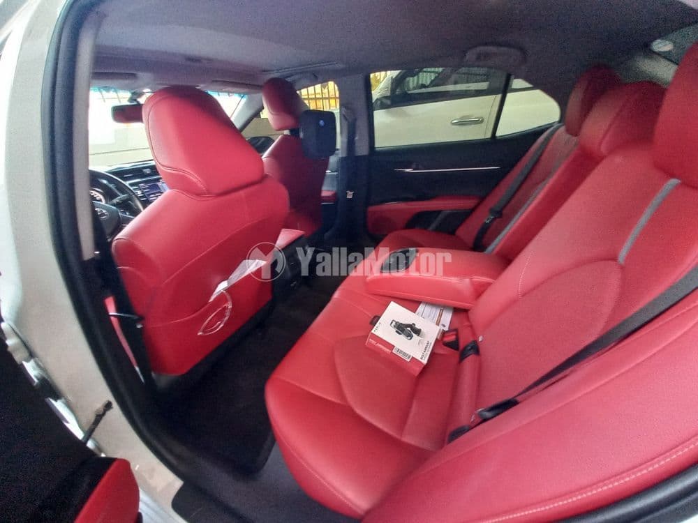 Used Toyota Camry 2019