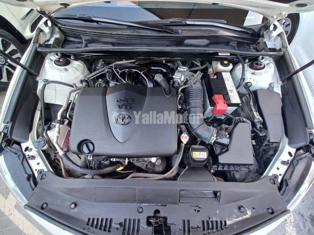 Used Toyota Camry 2019