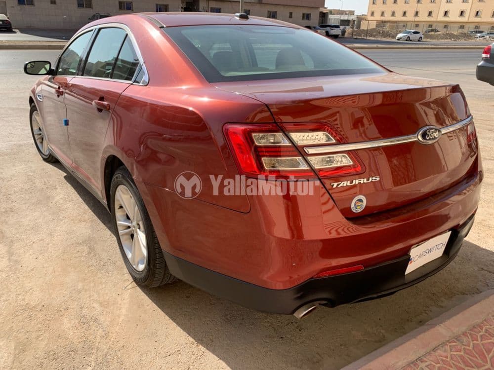 Used Ford Taurus 2014