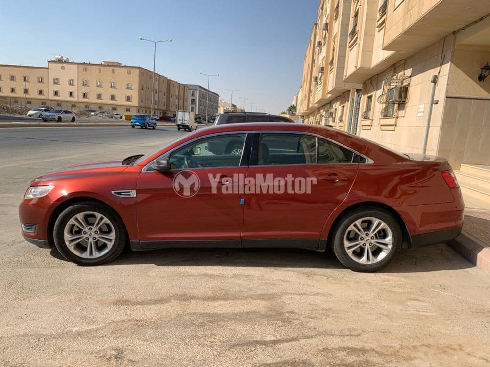 Used Ford Taurus 2014