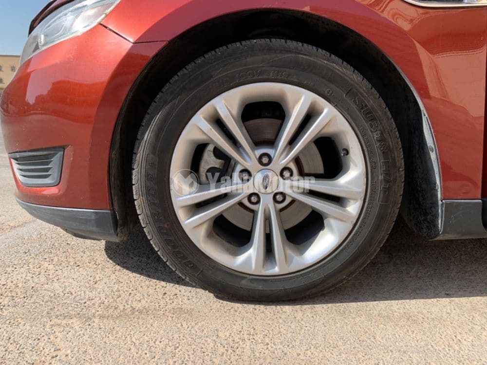 Used Ford Taurus 2014