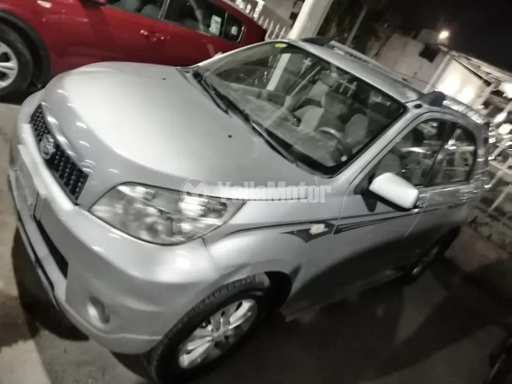 Used Daihatsu Terios 2011