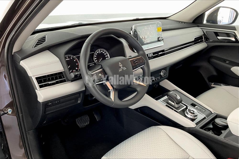 New Mitsubishi Outlander 2023