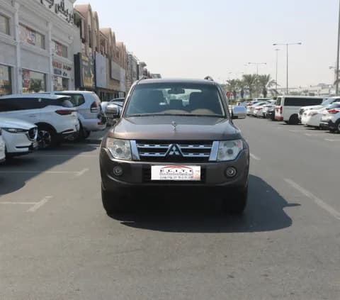 Used Mitsubishi Pajero 3.5L 5 Door Mid 2014 Used Mitsubishi Pajero 3.5L 5 Door Mid 2014 used_cars.forSale