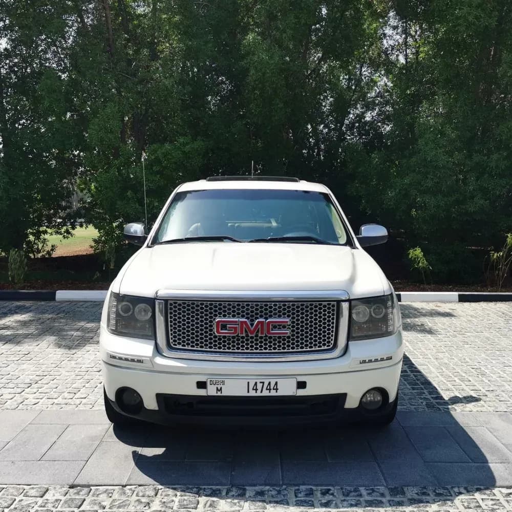 Used GMC Sierra Denali 6.2L V8 All Wheel Drive 2013
