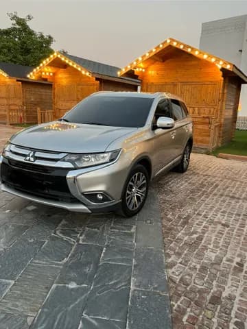 Used Mitsubishi Outlander 2018 Used Mitsubishi Outlander 2018 used_cars.forSale