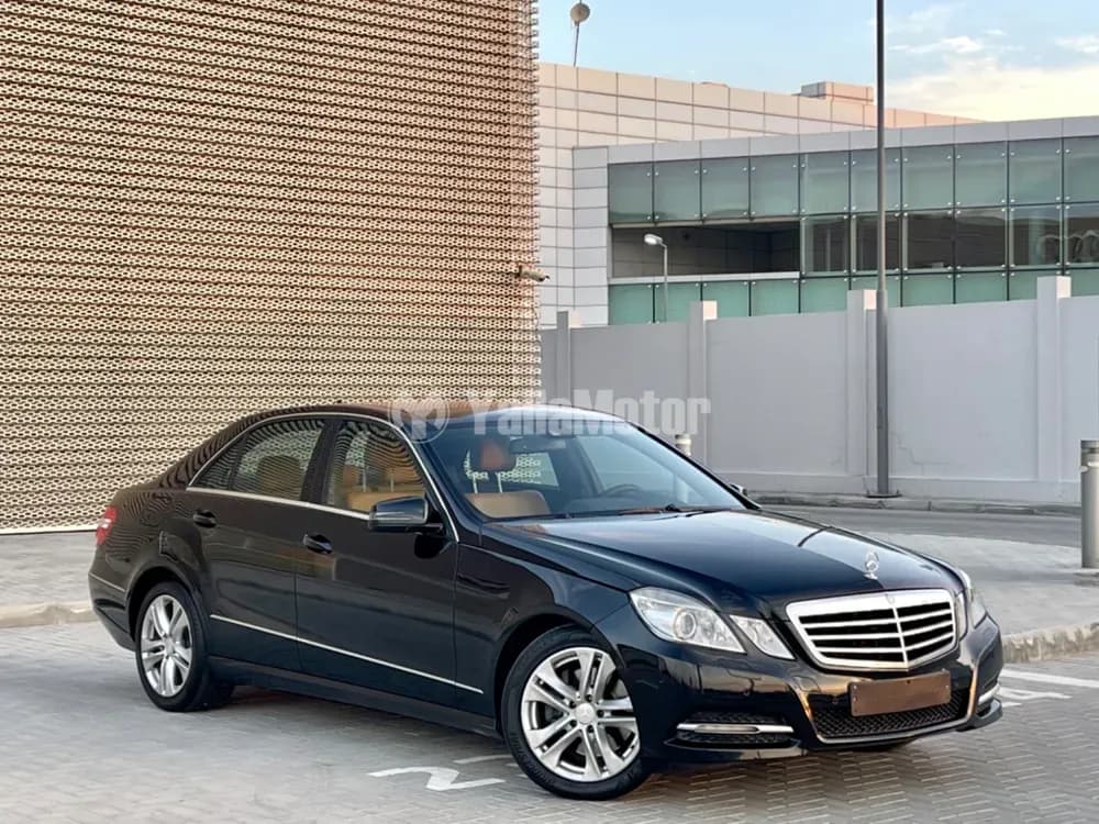 Used Mercedes-Benz E-Class E 300 2011