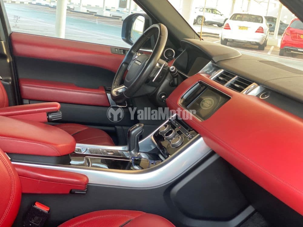 لاند روفر رينج روفر سبورت 3.0L SC V6 HSE 340 PS 2016 مستعملة