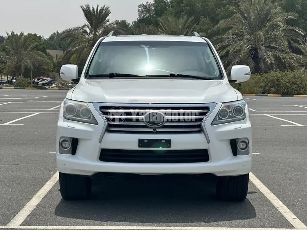 Used Lexus LX 570 2014