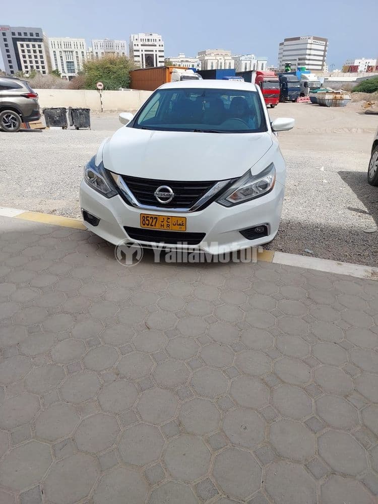 Used Nissan Altima 2.5 SV 2016